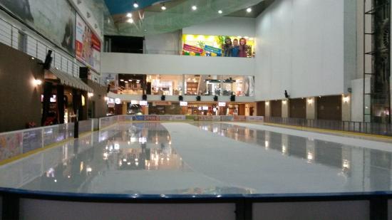 French Boulevard Mall